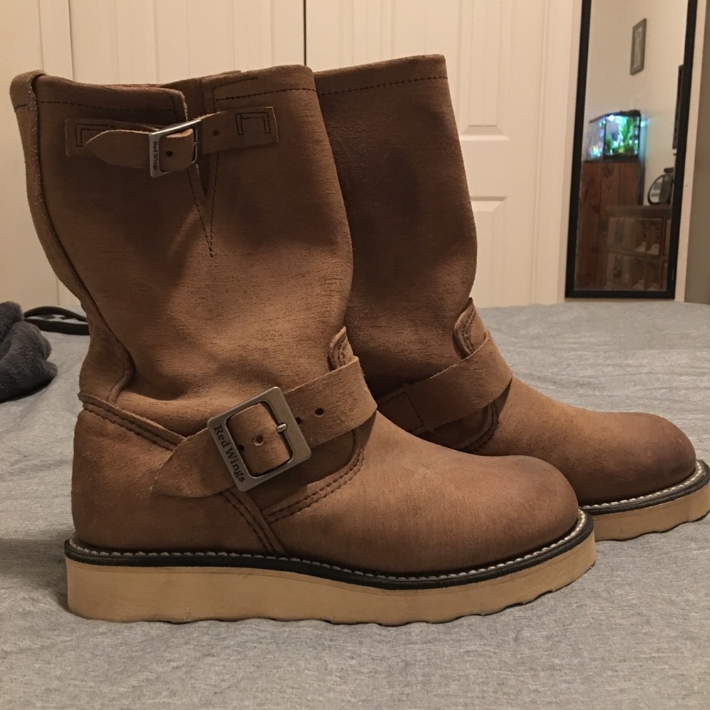 Red wing boots